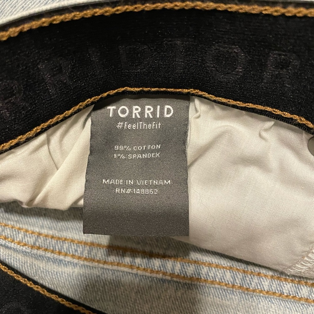 Torrid Vintage Shorts - Picture 8 of 10